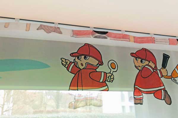 Kindervorhang Feuerwehr - Transparenter Vorhang mit Feuerwehr / Wunschvorhang nach Mass