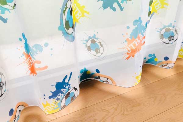 Kindervorhang FOOTBALL - Transparenter Vorhang mit Fussballsujet / Wunschvorhang nach Mass