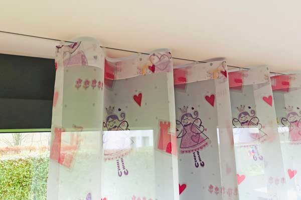 Kindervorhang LILLY - Transparenter Vorhang mit Feenmuster / Wunschvorhang nach Mass